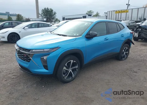 2025 Chevrolet Trax Fwd 1Rs z USA, uszkodzony, nr VIN KL77LGEP0SC049184